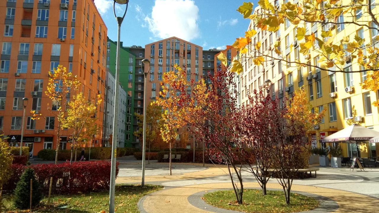 Positive Smile Studio Apartment In The Colorful Comfort Town Residental Complex. Kt-06. เคียฟ ภายนอก รูปภาพ